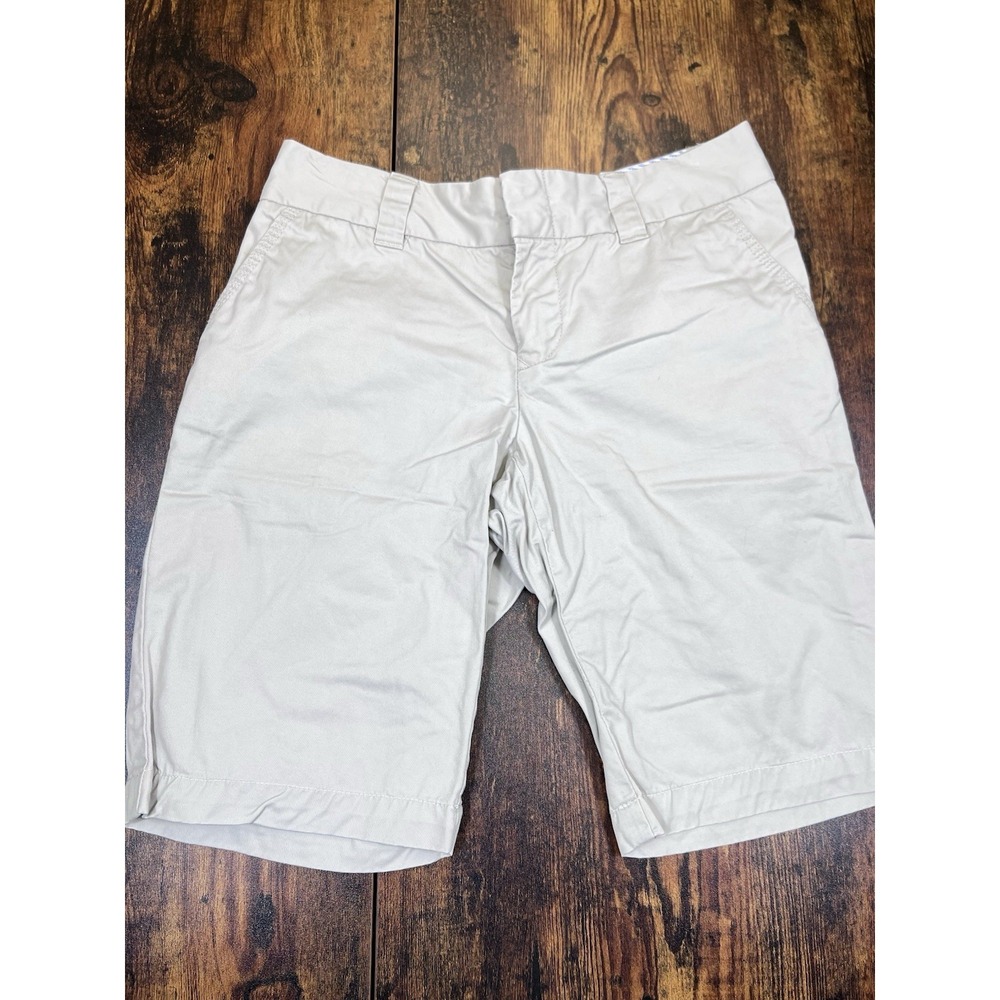 Women's Tommy‎ Hilfiger Khakis Bermuda Shorts Size 4 9" Inseam